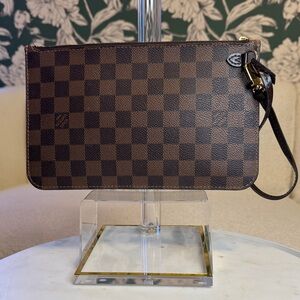 Louis Vuitton Authentic Damier Ebene Wristlet EUC
